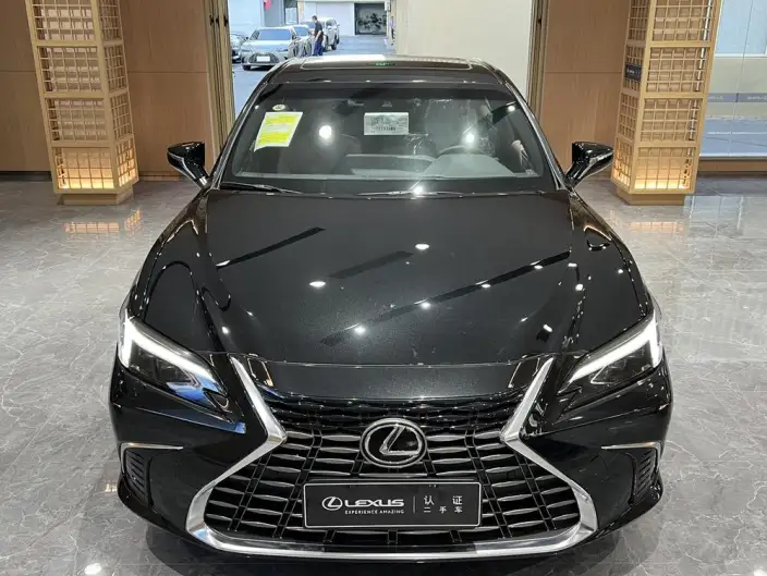 Lexus ES 2025 Model 200 Premium – фото 2