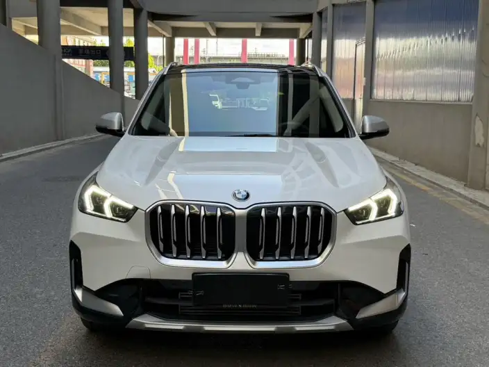 BMW X1 2023 Model sDrive20Li X Design Set – фото 2