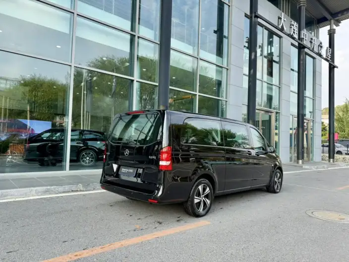 Viano 2024 Model 2.0T Elite Edition 7 seat – фото 5