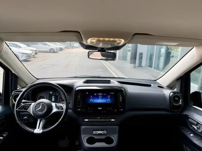 Viano 2024 Model 2.0T Elite Edition 7 seat – фото 6