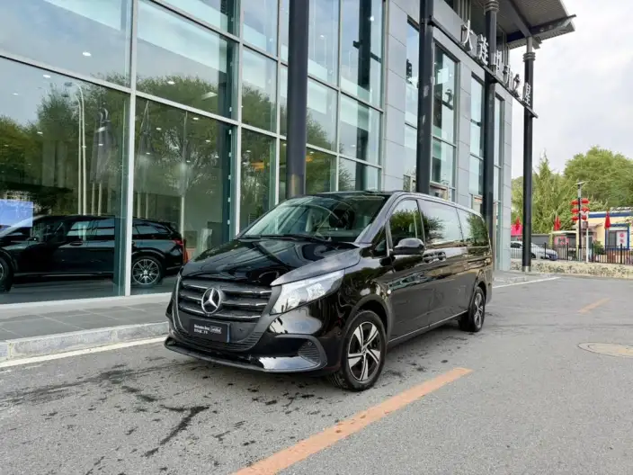 Viano 2024 Model 2.0T Elite Edition 7 seat – фото 10