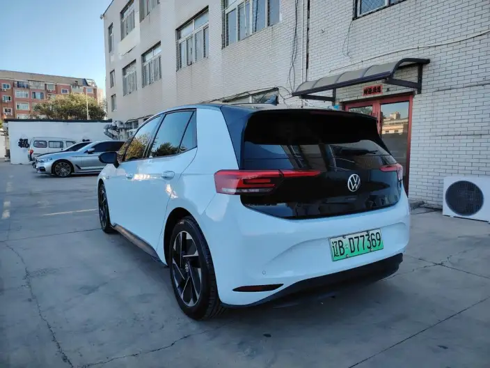 Volkswagen ID.3 2023 Model Pure Smart Edition – фото 4