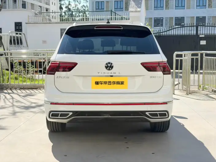 Volkswagen Tiguan L 2022 Model 330TSI Automatic 2WD R-Line Enjoy the version more – фото 5