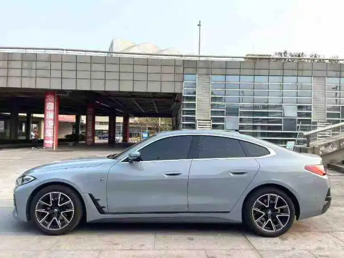 BMW 4 Series 2022 Model 425i M Sports Set – фото 3
