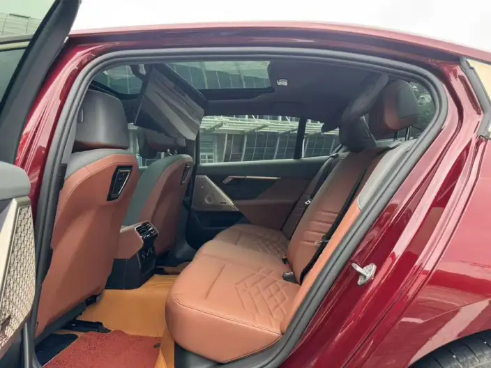 BMW 5 Series 2024 Model 530Li Exclusive Model M Sports Set – фото 7