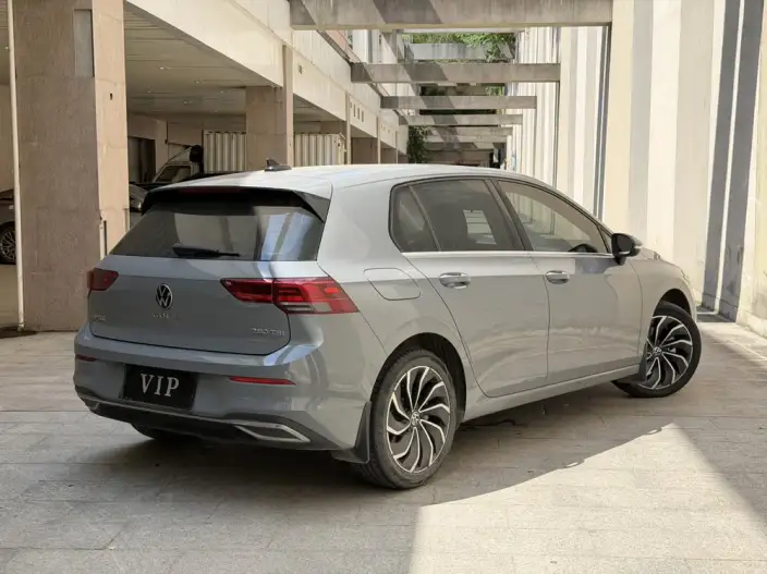 Volkswagen Golf 2021 Model 280TSI DSG 30th Anniversary Memorial Edition – фото 6