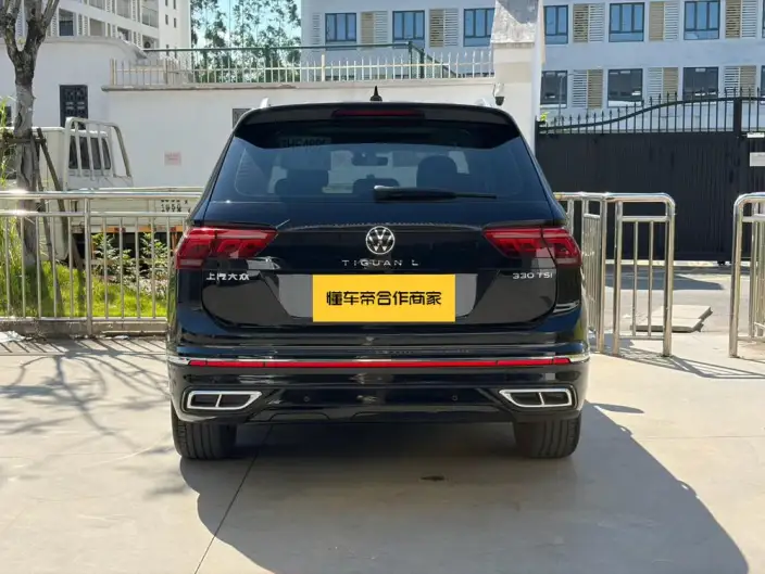Volkswagen Tiguan L 2022 Model 330TSI Automatic 2WD R-Line Enjoy the version more – фото 5
