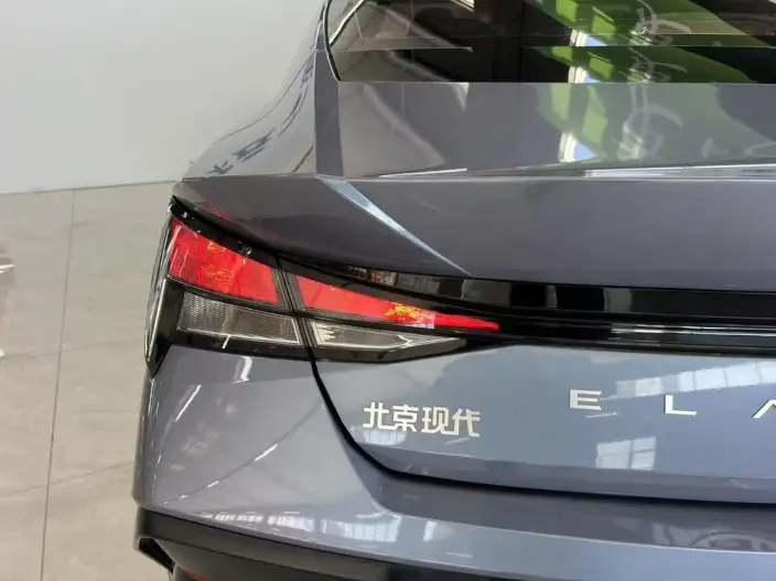 Hyundai Ioniq 2023 Model 1.5L CVT GLX Elite Edition – фото 5