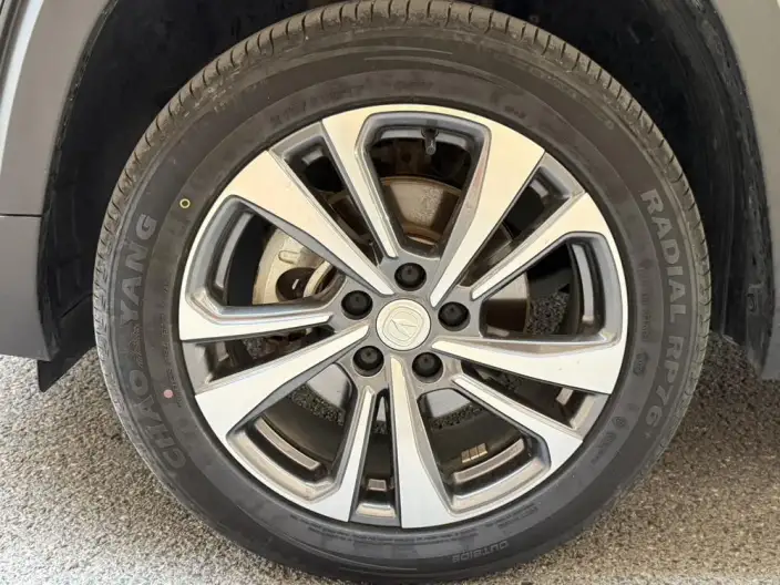 Changan CS35 PLUS 2023 Model Changxiang Edition Blue whale NE 1.4T DCT Luxury Model – фото 8