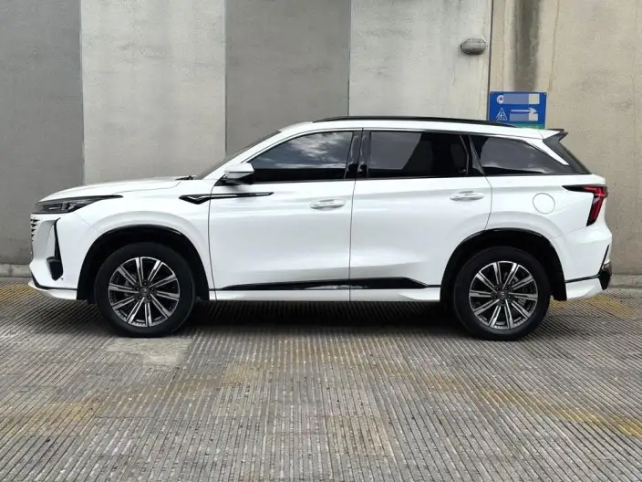 Changan CS75 PLUS 2023 Model Third generation 1.5T Automatic Luxury Model – фото 3