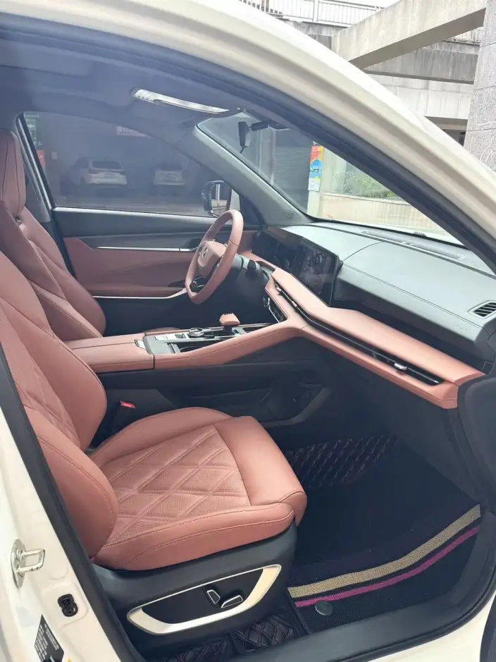 Changan CS75 PLUS 2023 Model Third generation 1.5T Automatic Luxury Model – фото 9