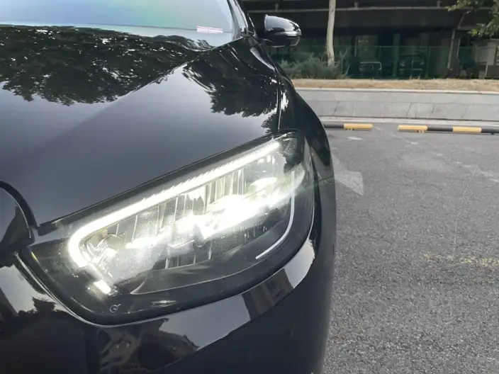 Mercedes-Benz E-Class 2023 Model E 300 L Luxury Model sedan – фото 10