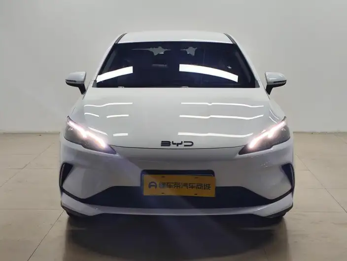 BYD Seal 05DM 2026 Model DM-i 128KM Luxury Model – фото 2