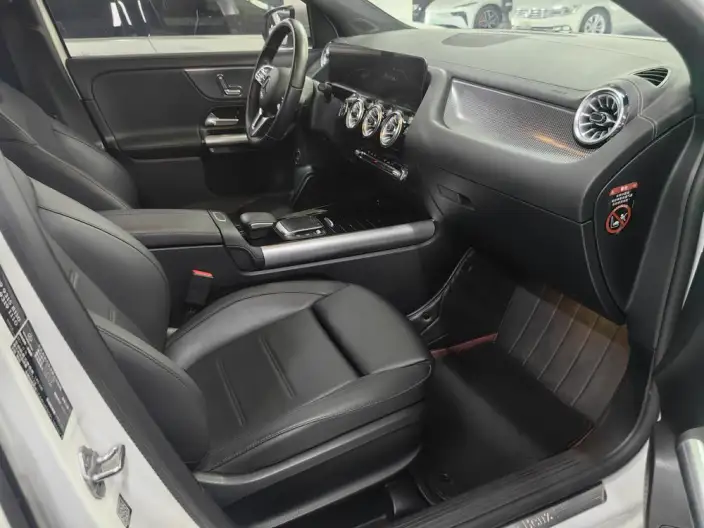 Mercedes-Benz GLA 2023 Model GLA 220 – фото 6