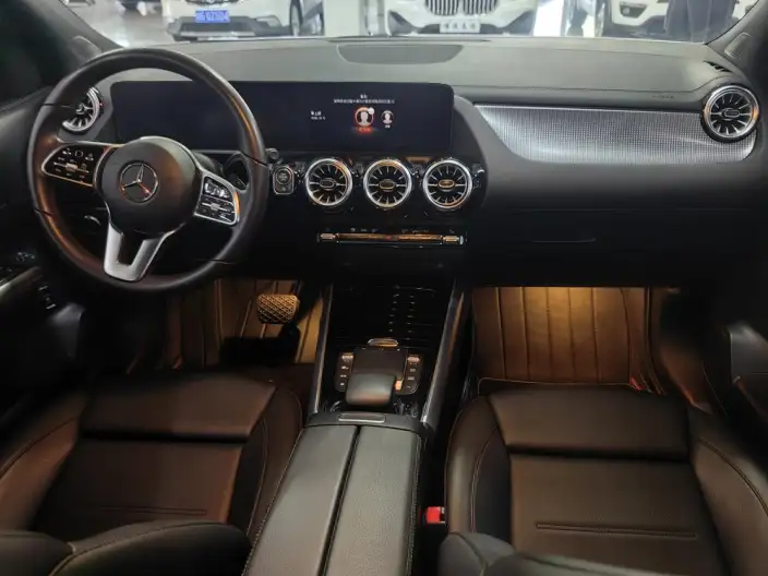 Mercedes-Benz GLA 2023 Model GLA 220 – фото 7