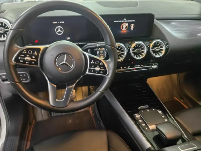 Mercedes-Benz GLA 2023 Model GLA 220 – фото 9