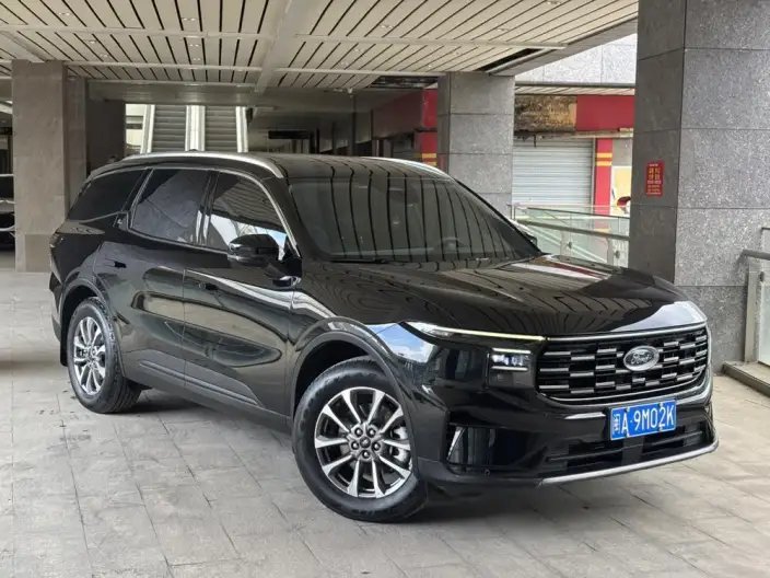 Ford Edge 2023 Model Ford Edge L 2.0T EcoBoost 2WD VII seat Luxury Model – фото 3