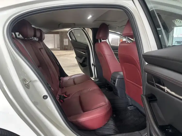 Mazda3 Axela 2022 Model 2.0L Automatic Zhi Ya Edition – фото 9