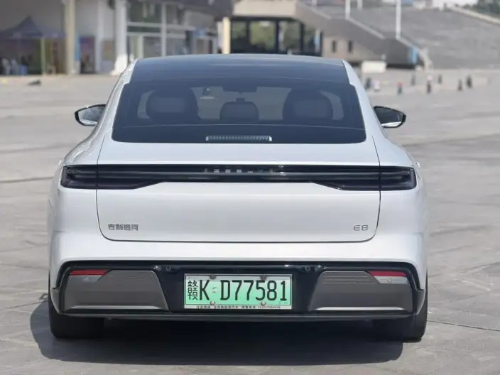 Geely Galaxy E8 2024 Model 550km PRO – фото 5
