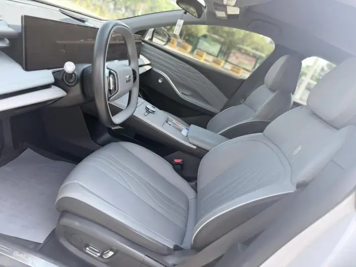 Geely Galaxy E8 2024 Model 550km PRO – фото 8