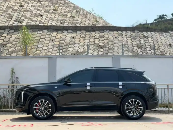 Cadillac XT5 2026 Model 28T 4WD Noble Model – фото 3