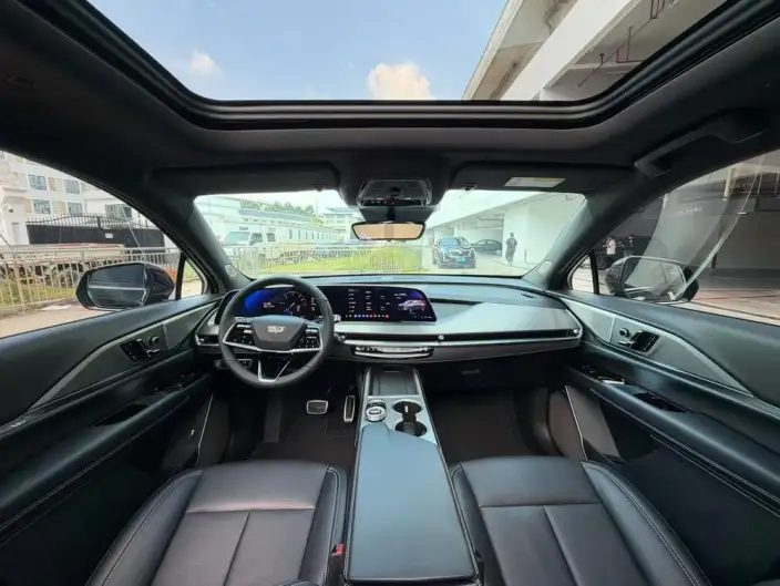 Cadillac XT5 2026 Model 28T 4WD Noble Model – фото 6