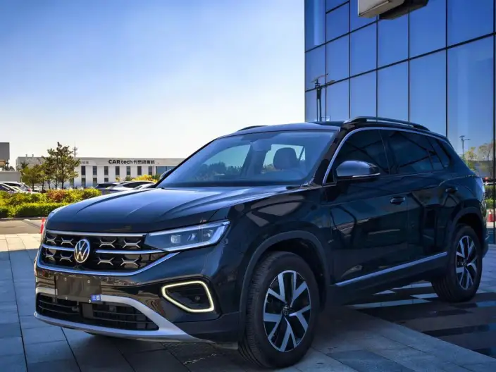 Volkswagen Tayron 2024 Model 300TSI 2WD Luxury Plus Advanced version – фото 1