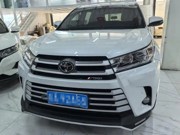 Toyota Highlander 2021 Model 2.0T 4WD Deluxe Edition 7 seat – фото 2