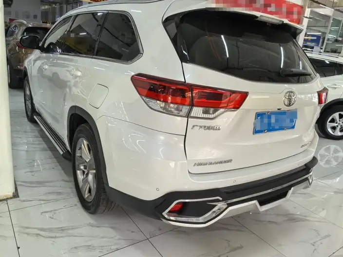 Toyota Highlander 2021 Model 2.0T 4WD Deluxe Edition 7 seat – фото 4