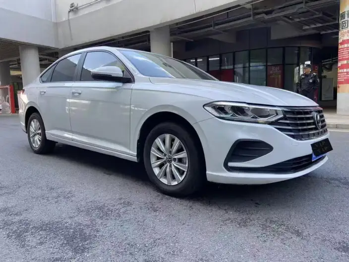 Volkswagen Lavida 2023 Model 1.5L Automatic Deyi Edition – фото 3