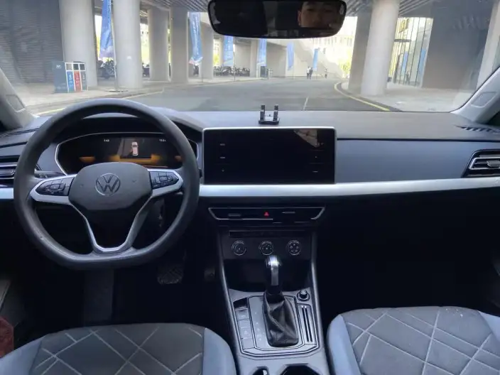 Volkswagen Lavida 2023 Model 1.5L Automatic Deyi Edition – фото 7