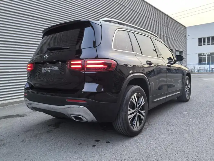 Mercedes-Benz GLB 2025 Model GLB 220 Dynamic Model – фото 7