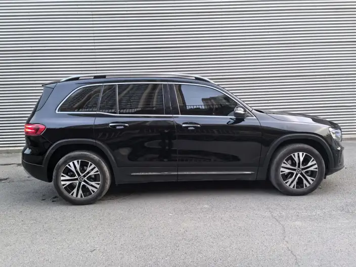 Mercedes-Benz GLB 2025 Model GLB 220 Dynamic Model – фото 8