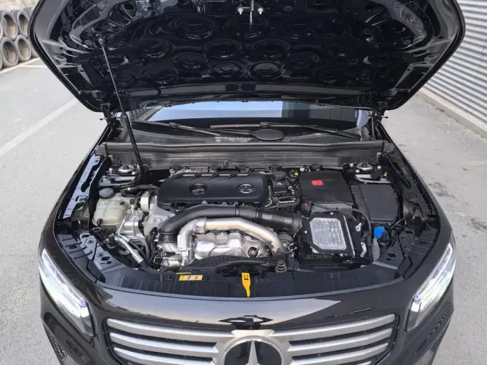 Mercedes-Benz GLB 2025 Model GLB 220 Dynamic Model – фото 9