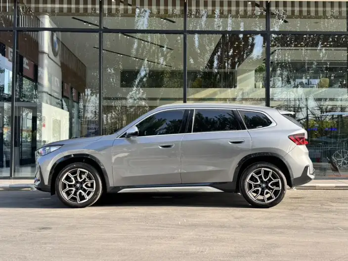 BMW X1 2025 Model sDrive25Li X Design Set – фото 2