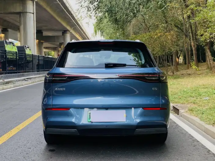 Geely Galaxy E5 2026 Model 610km Tiggo + Edition – фото 6