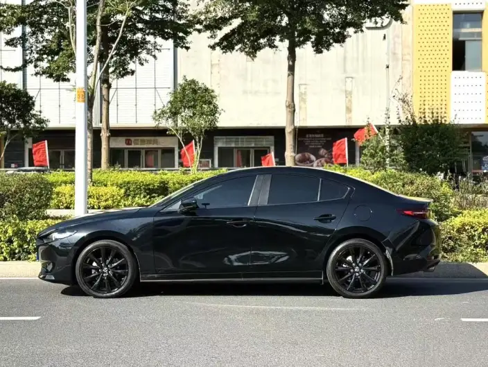 Mazda3 Axela 2023 Model 2.0L Automatic Zhi Zhen Edition – фото 3