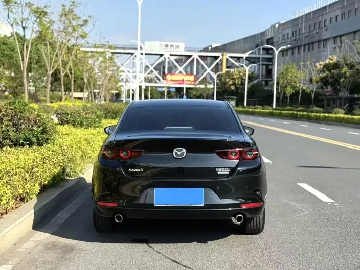 Mazda3 Axela 2023 Model 2.0L Automatic Zhi Zhen Edition – фото 4