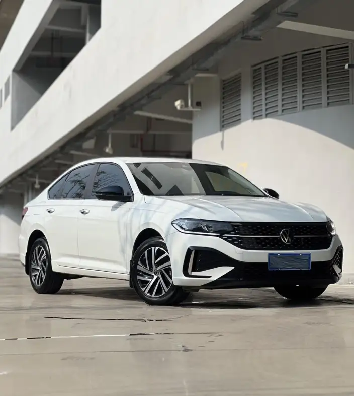 Volkswagen Lavida 2023 Model 300TSI DSG Starry Sky Manyi Edition – фото 3