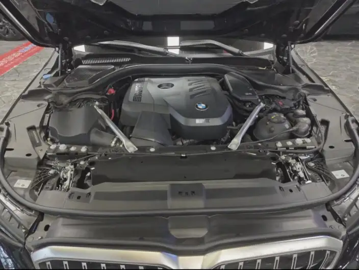 BMW 5 Series 2025 Model Facelift 530Li Leading Model M Sports Set – фото 4