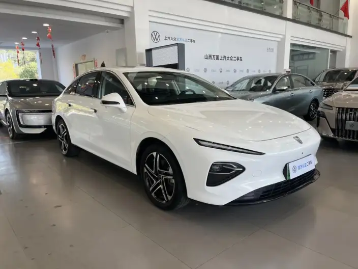 Roewe D7 EV 2023 Model 510 Rear Drive Ultimate Edition – фото 2