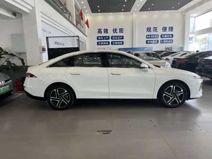 Roewe D7 EV 2023 Model 510 Rear Drive Ultimate Edition – фото 5