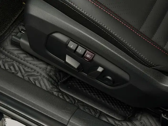MINI JCW COUNTRYMAN 2024 Model 2.0T JOHN COOPER WORKS ALL4 – фото 9