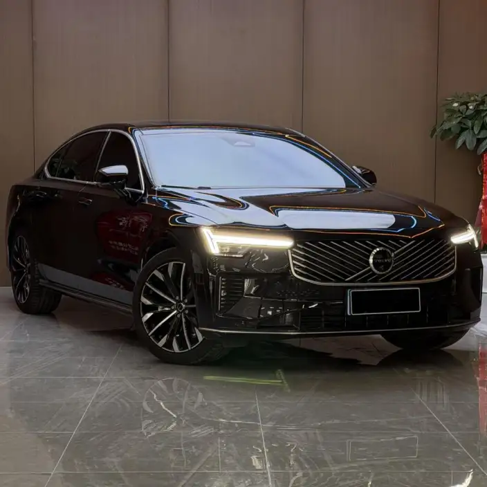 Volvo S90 2026 Model B5 Smart Range Deluxe Edition – фото 3