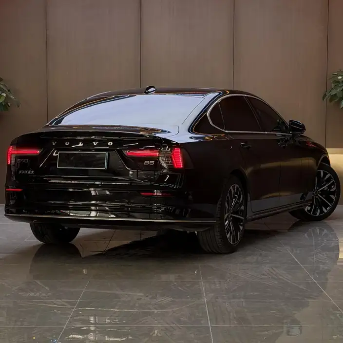 Volvo S90 2026 Model B5 Smart Range Deluxe Edition – фото 6