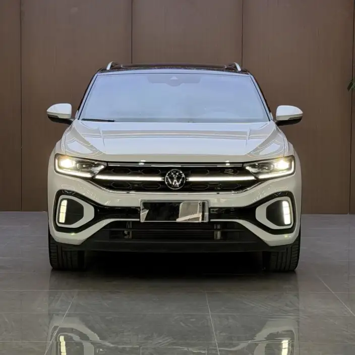 Volkswagen T-Roc 2023 Model 300TSI DSG Chenguang Edition – фото 2