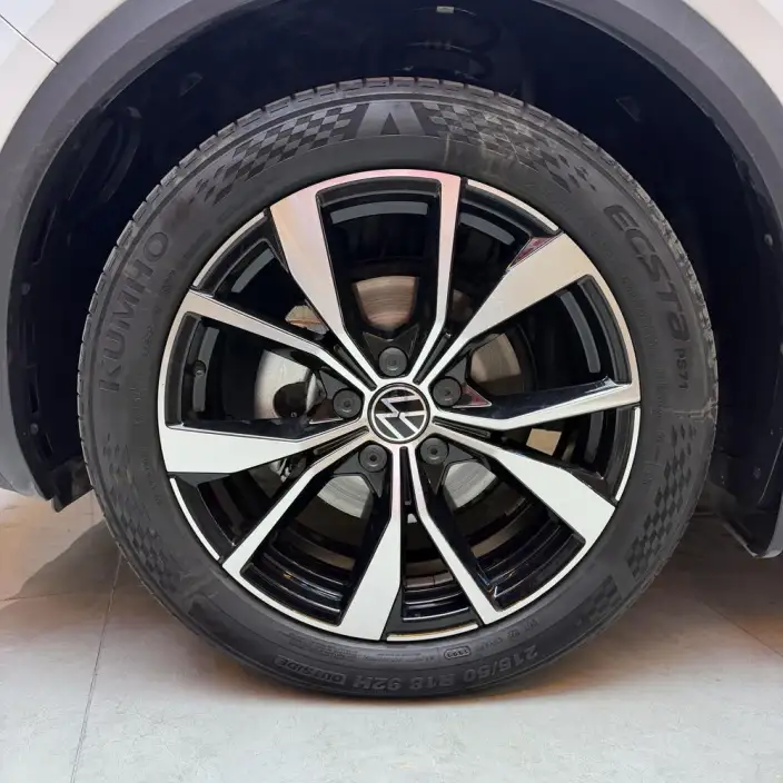 Volkswagen T-Roc 2023 Model 300TSI DSG Chenguang Edition – фото 7