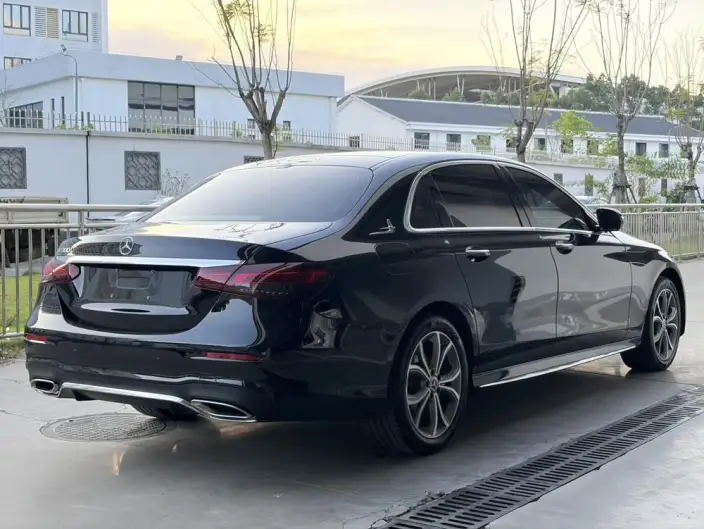 Mercedes-Benz E-Class 2023 Model E 300 L Noble Model Sports sedan – фото 6