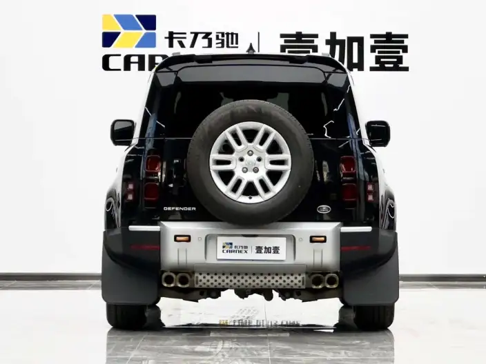 Land Rover Defender 2024 Model 90 2.0T P300 S – фото 3
