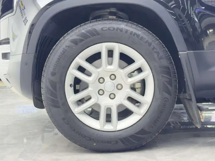 Land Rover Defender 2024 Model 90 2.0T P300 S – фото 6